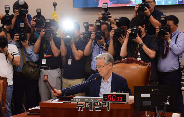  '가족' 빠지고 '동양대' 빠지고…조국 청문회 '맹탕' 우려