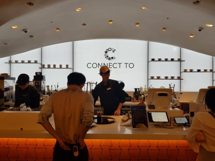 CONNECT TO 카페 CONNECT TO 카페