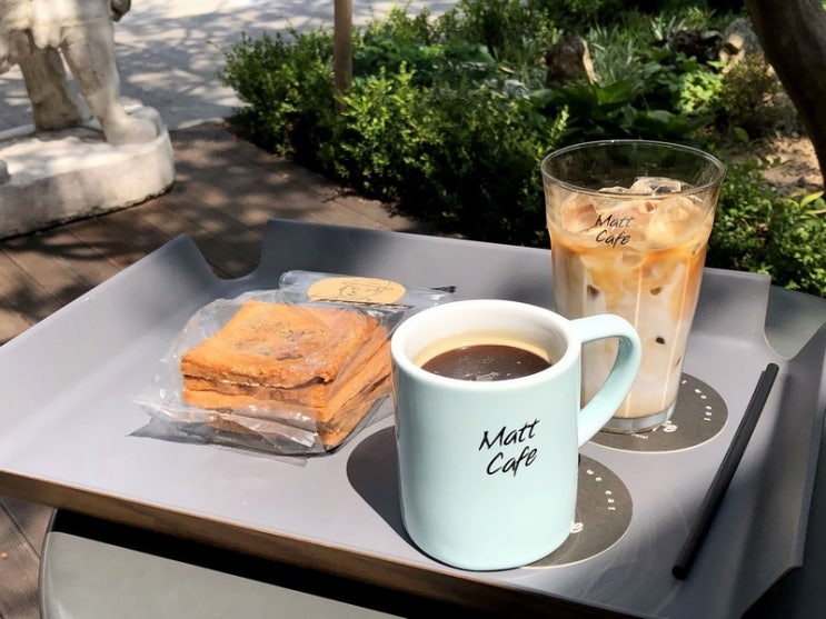  논현동 카페 맷카페 Matt Cafe / 라마르조꼬 커피를 여기서