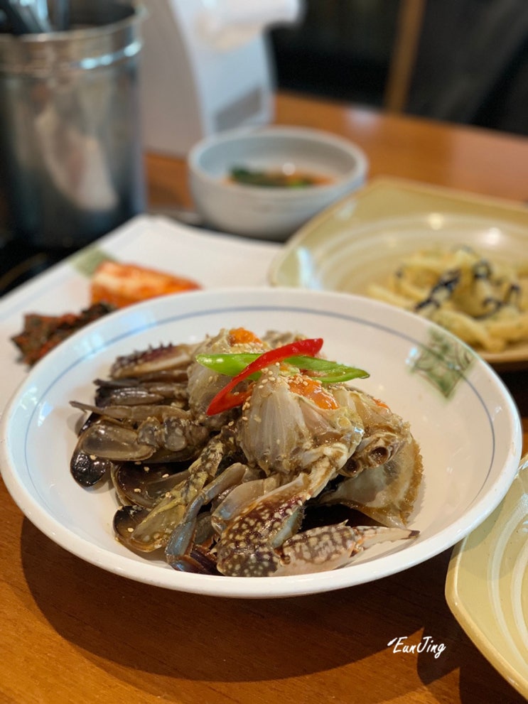  여수 꽃돌게장1번가에서 꽃게장 정식 먹고 아주 솔직한 후기