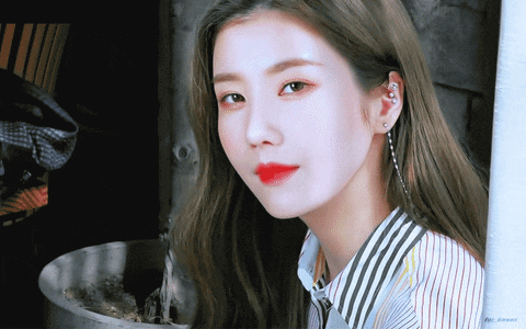  아이즈원 권은비 피어싱 귀 조합 건대 피어싱,공간