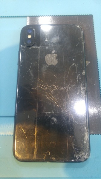  부천아이폰후면파손,뒷면,백커버,뒷판,후면유리교체,당일수리,택배수리,iPhone Back Cover Repair,부천아이폰수리,아이폰데이터복구,부천데이터복구,중동아이폰수리