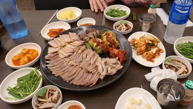  부산 수육 - 고촌보쌈돼지국밥 (동래구 명륜동)