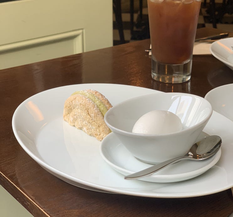  [가로수길/신사] 신비로운 디저트집 라빠뜨 방문기