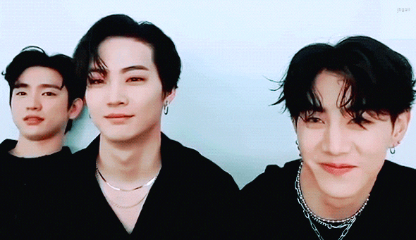  갓세븐(GOT7) 마크, 진영, JB 브이앱라이브(VLive)