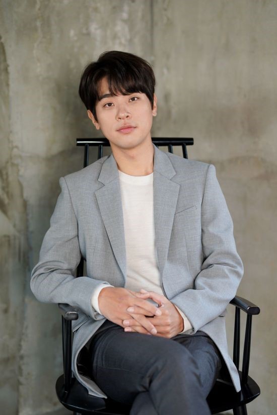 타짜로 돌아오는 박정민