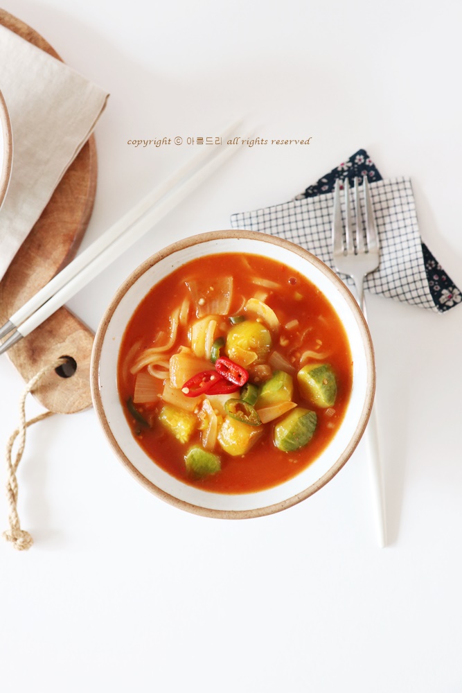 얼큰 맛있는 수미네반찬 장칼국수 만드는법!