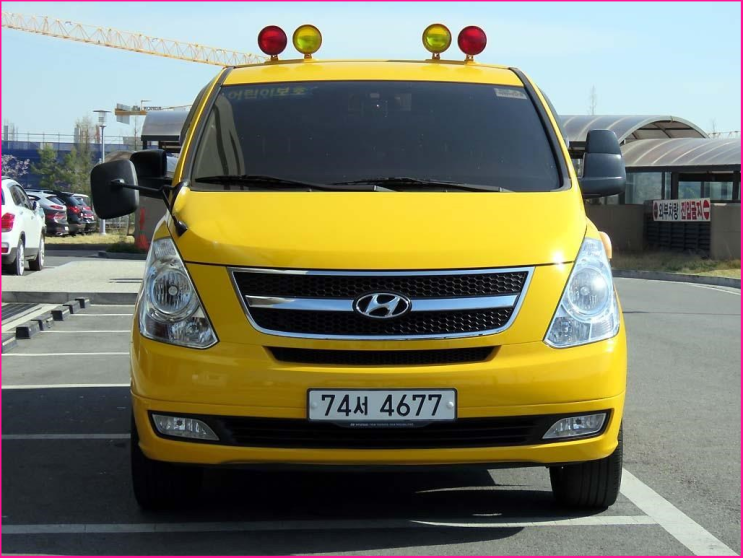  현대그랜드스타렉스 15인승 어린이 보호차량4WD 중고차 입고~~~~??