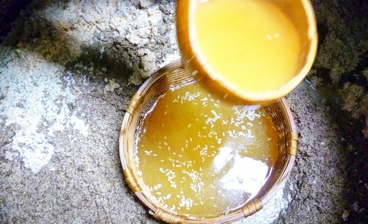  서천 한산소곡주는 한산소곡주 갤러리에서  한산모시는 한산모시관에서
