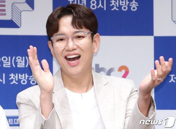장성규가 웃을때 입만웃는이유 장성규 눈웃음 너무웃겨서 계속 보게되는 ㅋㅋ