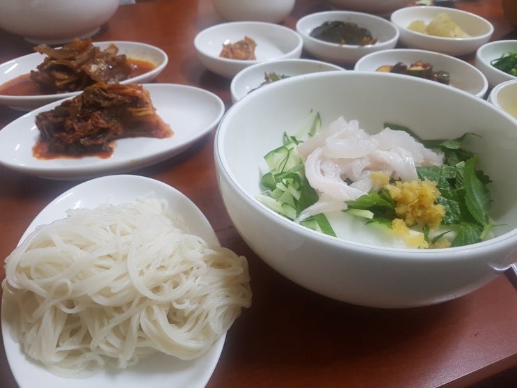  [부산 중앙동] 별미 회국수 오뚜기식당