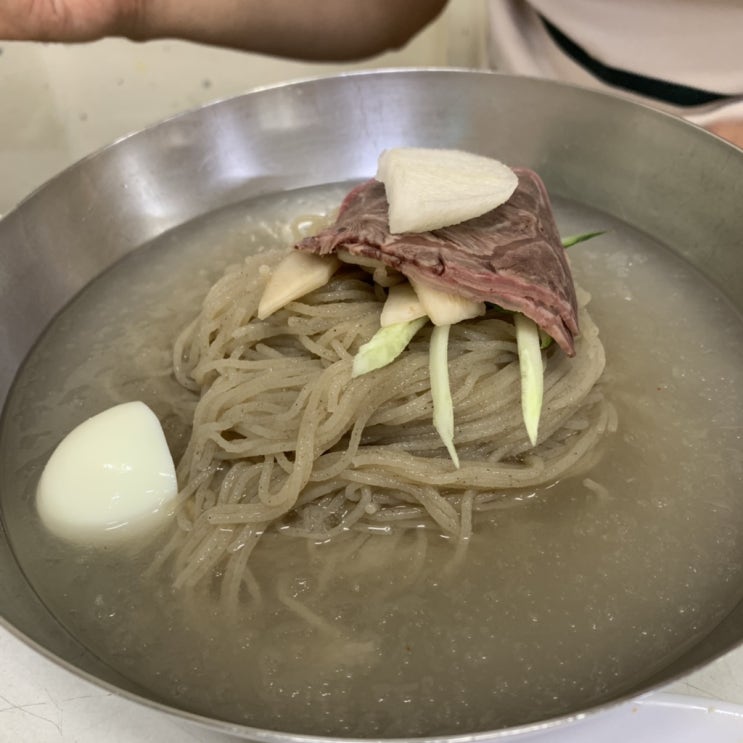  을 밀 대