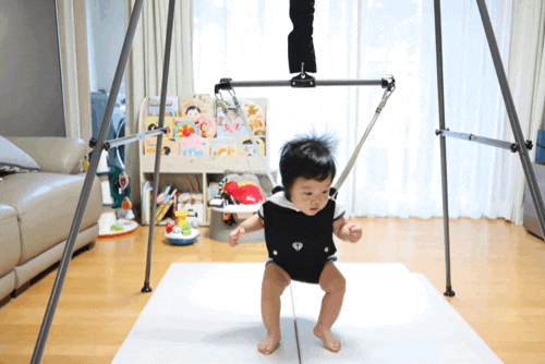 6개월 아기 점퍼루 플라잉점퍼로 신나게 점프점프!