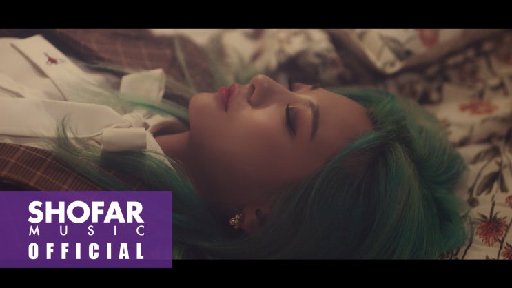  [볼빨간사춘기(BOL4) - 워커홀릭 Official M/V]