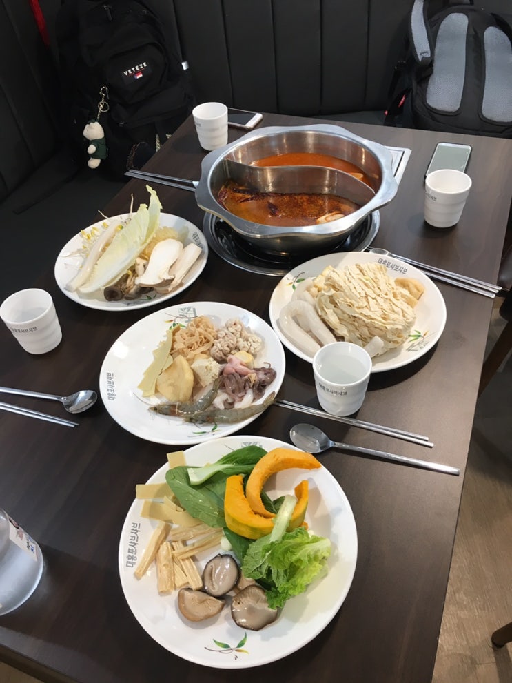 [이대 맛집] 대홍포 샤브샤브/ 훠궈 무한리필 맛집/ 어향가지도 너무 맛있다!