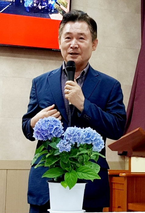  조국은 우리에게 무엇인가?