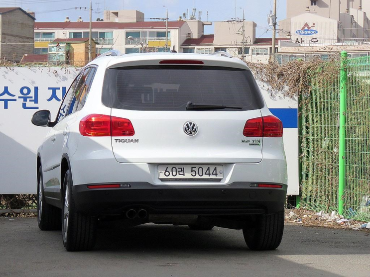  폭스바겐 뉴티구안 2.0 TDI 컴포트 중고차 충분하지