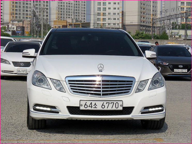  뉴E-클래스 E300 엘레강스 중고차 인기 차종!!