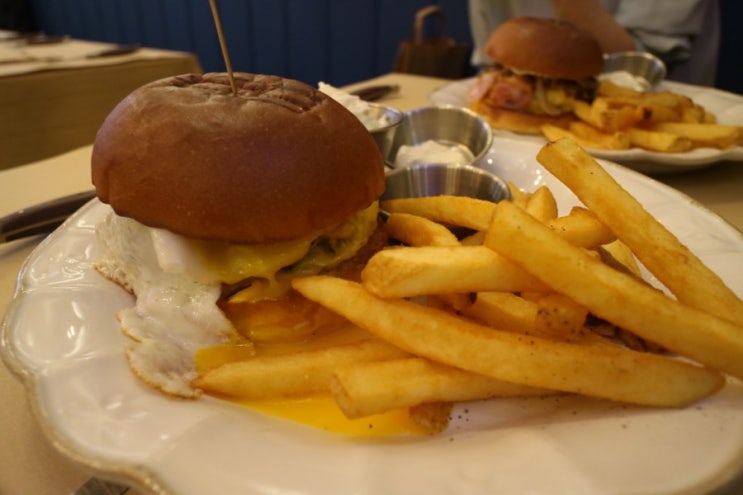  송리단길 데이트 맛집 어나더그리지하우스