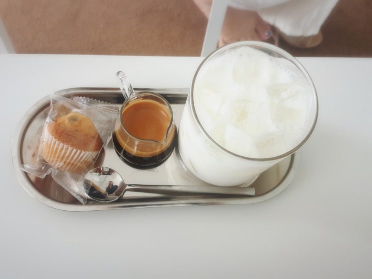  후암동 COY 카페- 커피 맛집찾았다.