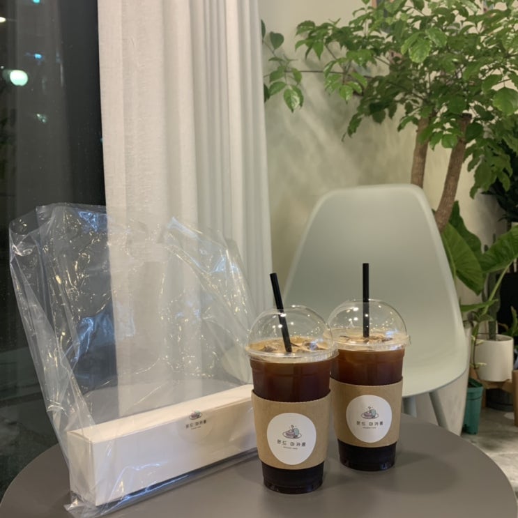  [사당동/남성역 카페] 뚱카롱과 다쿠아즈 맛집 ’몬드 마카롱’