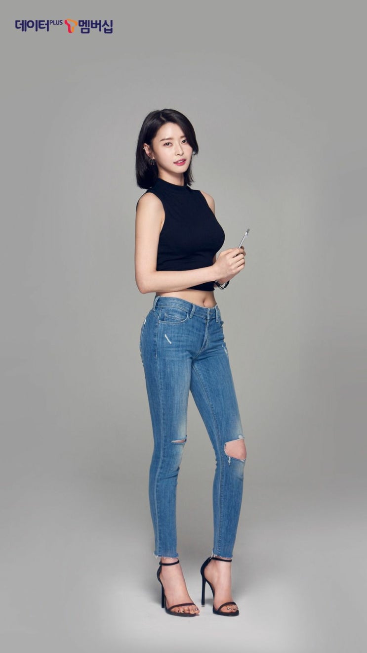  눅눅하다