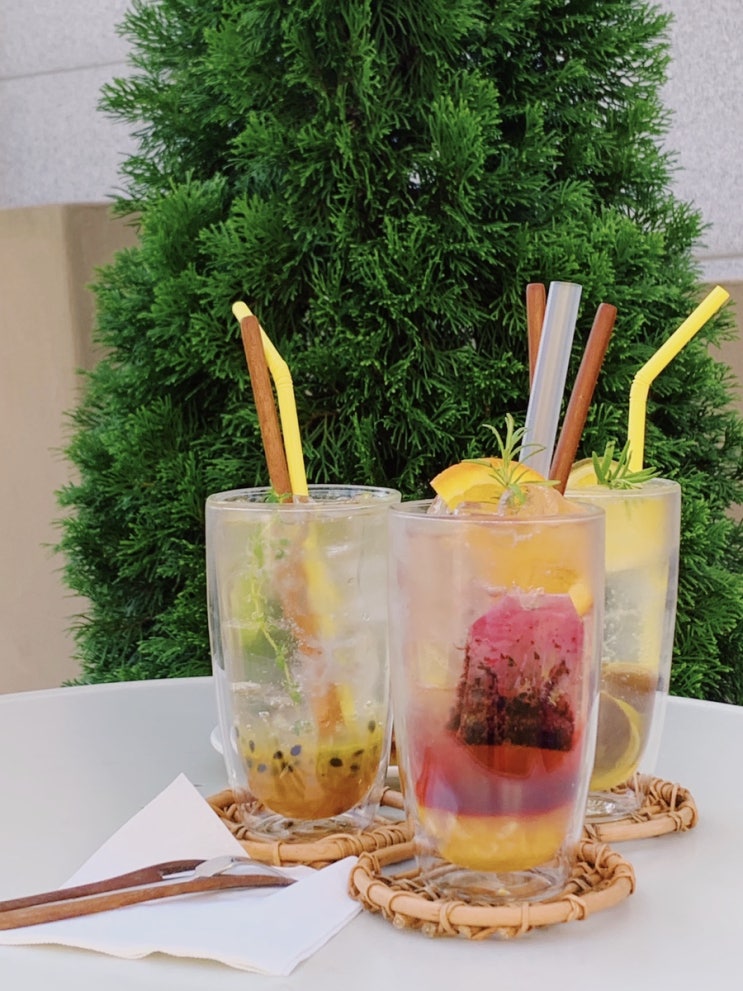  *) 나만 알고싶은 카페 미드바르 앳 홈 (Midbar at home)