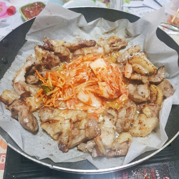  보들미트 돼지고기 특수부위 뒷고기 돼지뽈살 집에서 간편하게 주문~
