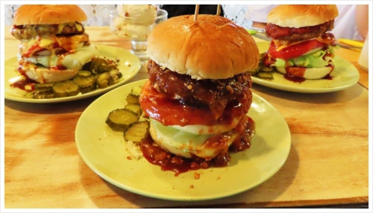  우도 여행 중 먹은 수제버거 맛집 큼직한 햄버거 맛나더라