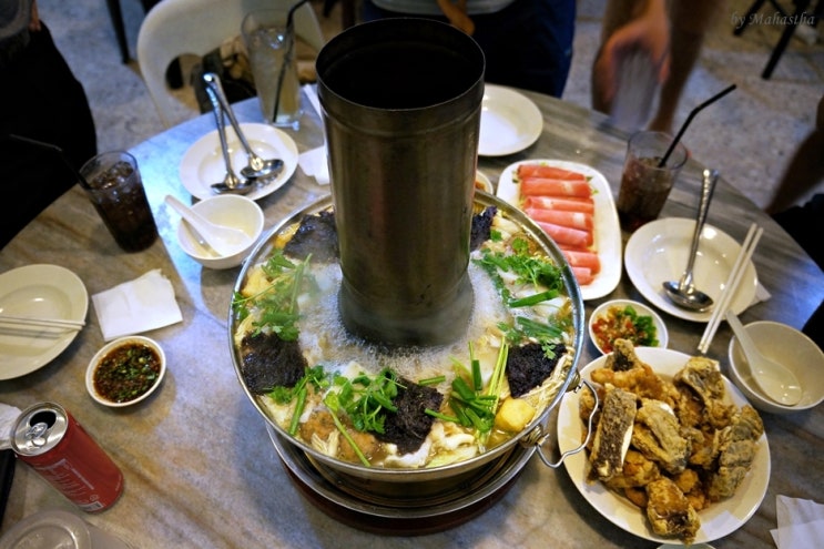  [飛상] 페낭, 맛집 - 추안 이 차콜 스팀보트