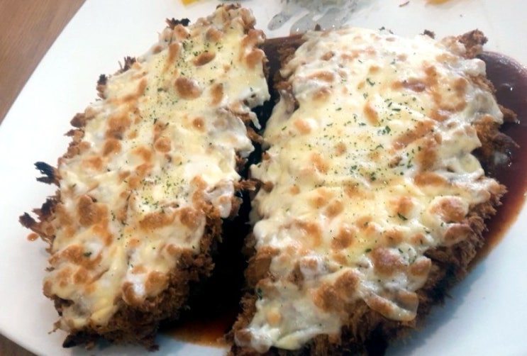 창원 가볼만한 곳 귀산 해변 창원 귀산 맛집 가야밀면 돈까스- 대박밀면 치즈돈까스 양도 맛도 대박~짱 맛있어요 창원 가볼만한 곳 귀산 해변 창원 귀산 맛집 가야밀면 돈까스- 대박밀면 치즈돈까스 양도 맛도 대박~짱 맛있어요