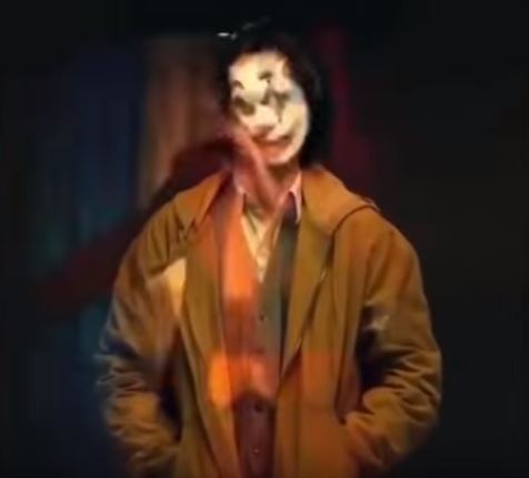  호아킨 피닉스의 영화 '조커(The joker)'_악당 조커의 탄생 배경과 황금사자상을 수상한 DC영화의 횡보