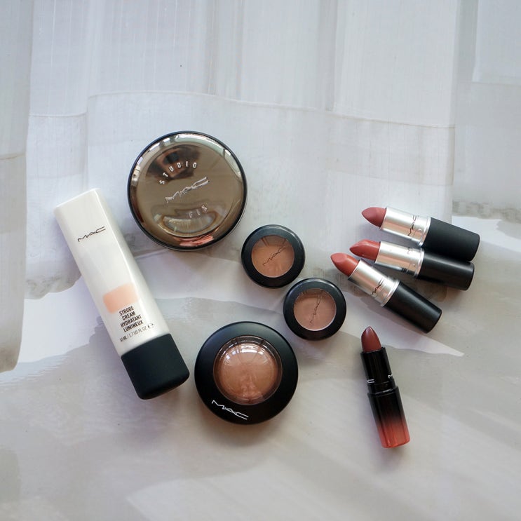 Fall In MAC 굽고 말리고 태운 맥 FW 메이크업 / 구운아몬드룩 Fall In MAC 굽고 말리고 태운 맥 FW 메이크업 / 구운아몬드룩