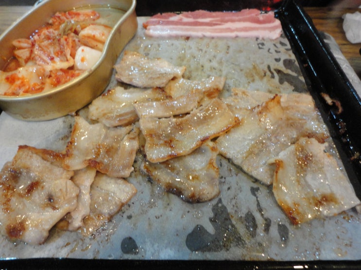  합정역 고기집 한우가 : 무한리필 대패삼겹살 (feat. 테라)