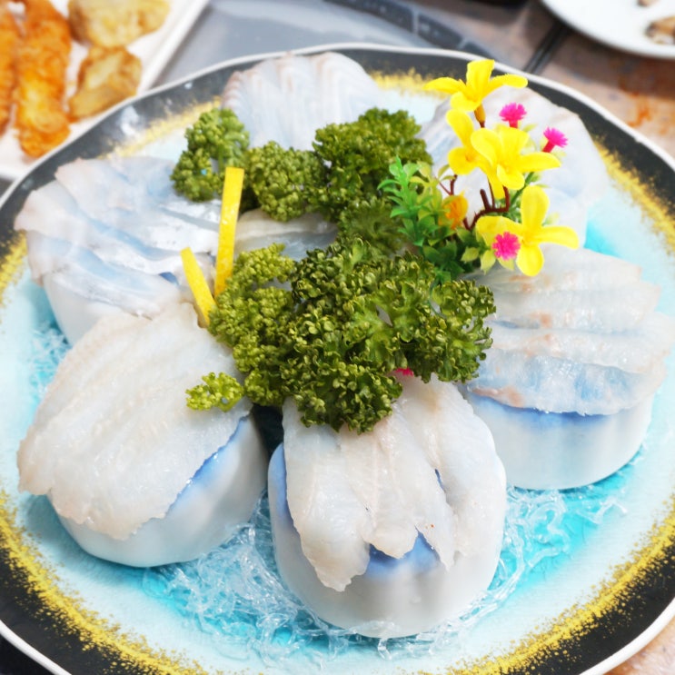  당진 횟집 섬마을수산 왜목마을에서 거대한 모듬회 한상!