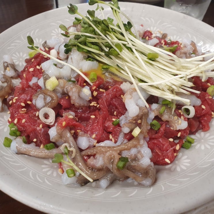  [서울 종로]광장시장 미쉐린(미슐랭)가이드 육회 맛집 부촌육회 탐방기