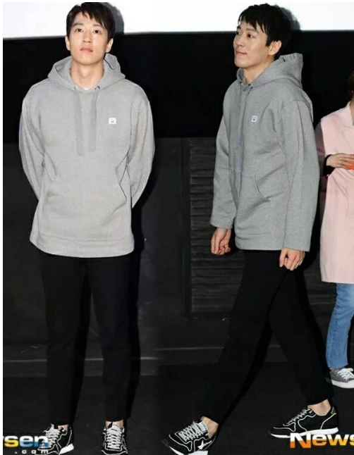  바로수령초초초핫딜 김래원 착용▷아크네스튜디오 ACNE STUDIOS 페리스 후디 UNISEX - 그레이/L