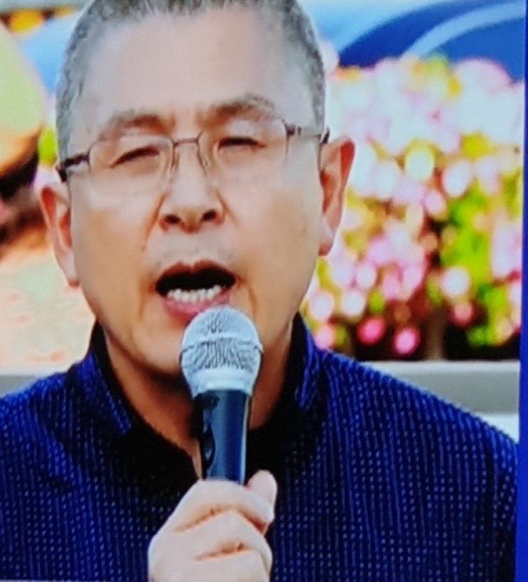  황교안 삭발로 부족하다. 나경원도 삭발해야