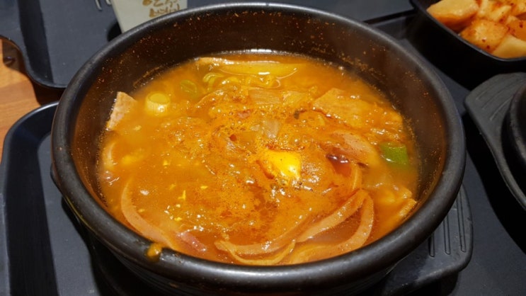  노량진밥집 부대통령 뚝배기