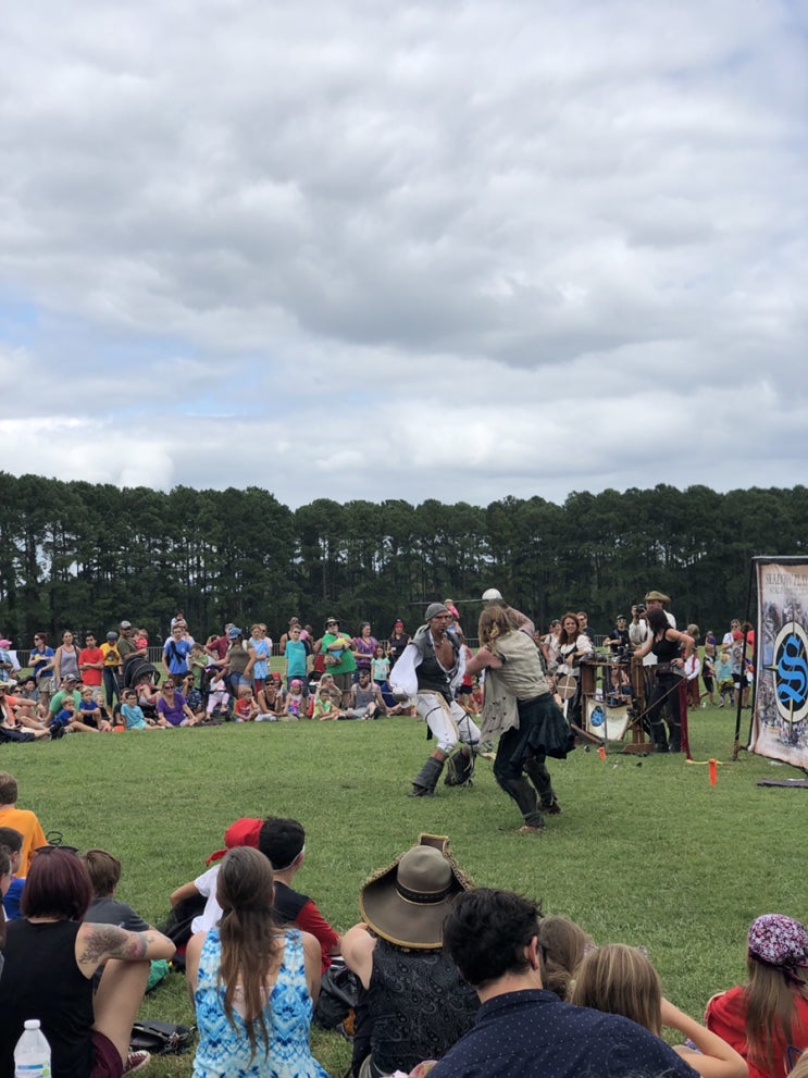  랄리 해적 축제 City of Oaks Pirate Fest