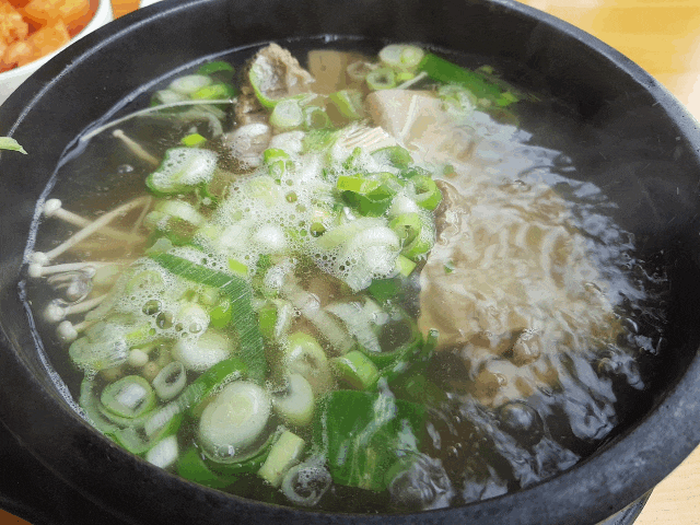  갈비탕이 맛있는 청주본가 왕갈비탕