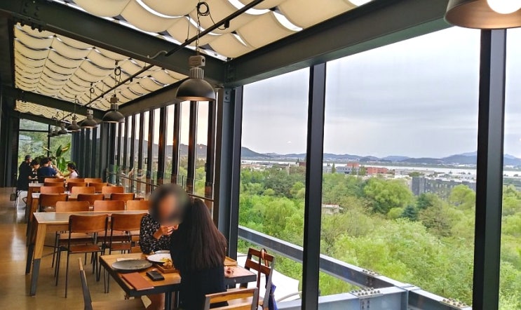  파주 심학산 카페, 전망좋은 파주 출판단지의 라플란드
