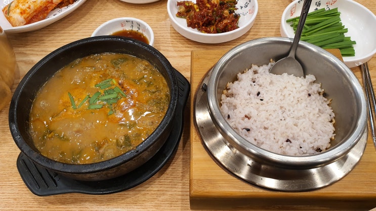  보양식 추어탕 삼계탕 먹고 몸보신 힘이 불끈불끈 탕탕