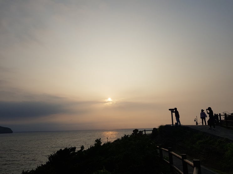  제주도 가을여행 추천 세계자연유산 성산일출봉 (일출시간, 소요시간, 요금)