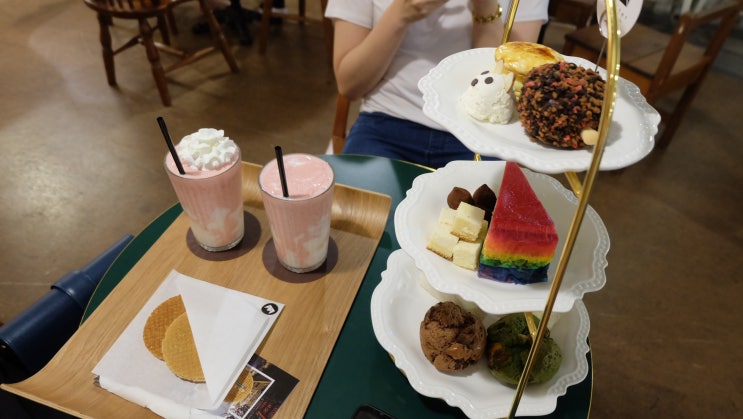  강남역 카페 애프터눈티 비주얼 대박!