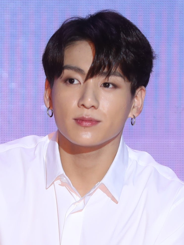  BTS 정국 열애설 사실무근, 근데 해쉬스완에 불똥?