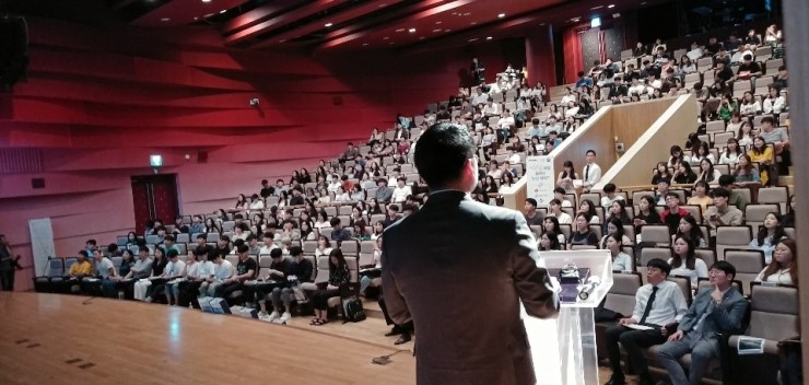  [2019 KEB하나은행 채용] 수시채용 처음 도입한 하나은행 "13개직무에 906명 지원"...인사팀 '휴~' 