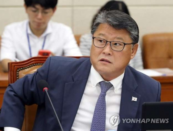  박근혜 탄핵 국면에서 나경원과 그의 아들로 추정되는 인물은..