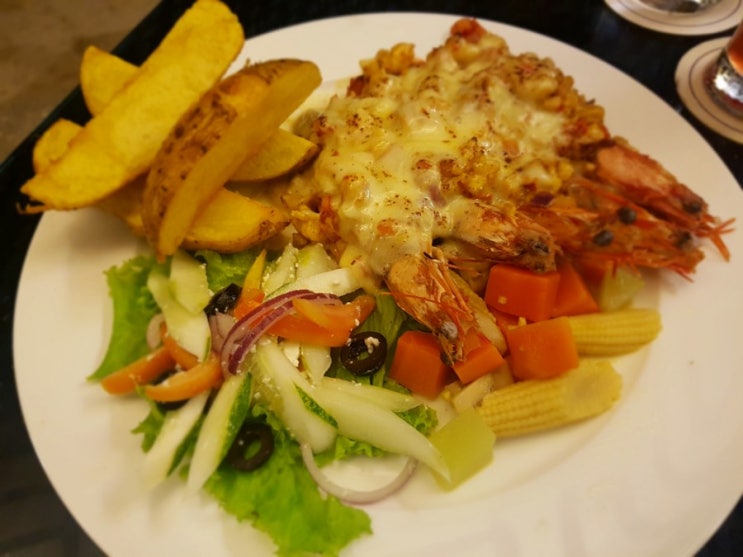  보라카이 맛집 오션클럽비치리조트
