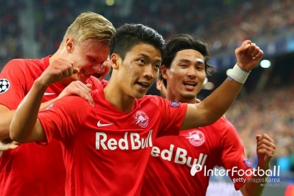 '황희찬 1골 2도움' 잘츠부르크, 헹크 6-2 격파...UCL 첫 승 신고 '황희찬 1골 2도움' 잘츠부르크, 헹크 6-2 격파...UCL 첫 승 신고